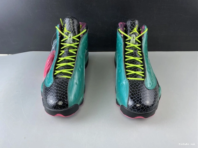 Doernbecher Air 13 Retro Jordan 836405-305 0717
